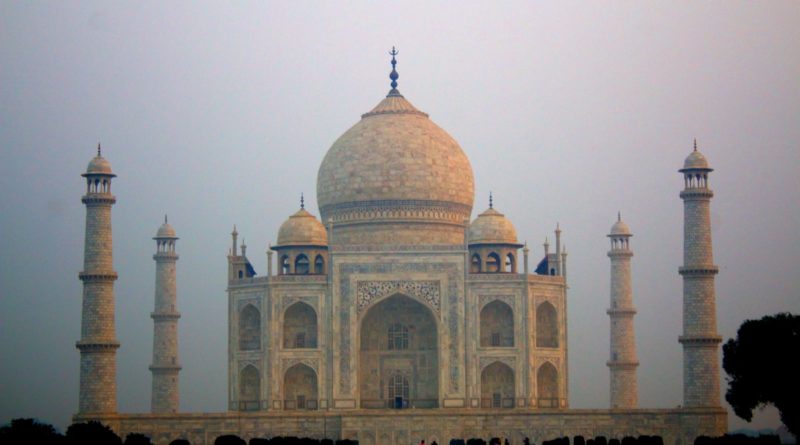 Taj Mahal during daytime